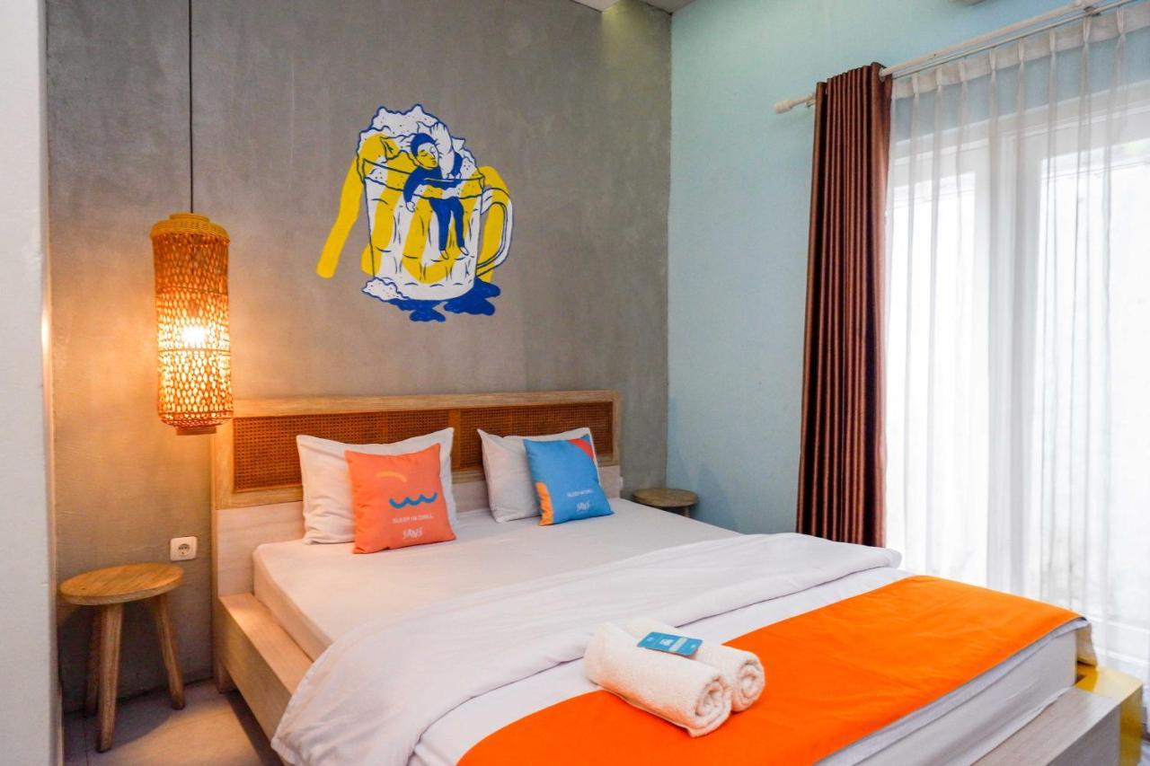 Sans Hotel Absari Yogyakarta Jarakan Exterior photo